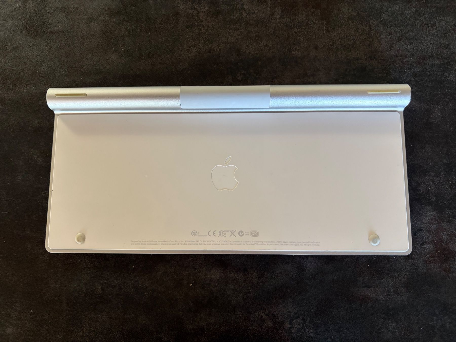 Apple Claviers: Clavier Apple A1314 Wireless – D'occasion à Vallamand par Bricbracbroc82 1