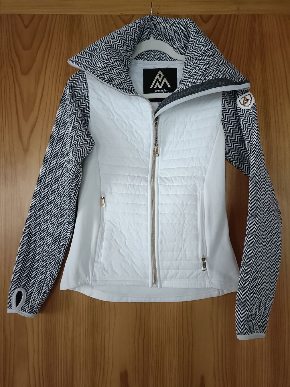 Giacche: A-MORE Jacke, neuwertig, Gr. 36 – Nuovo e nell'imballaggio originale da Langnau i.E venduto da Arco2503