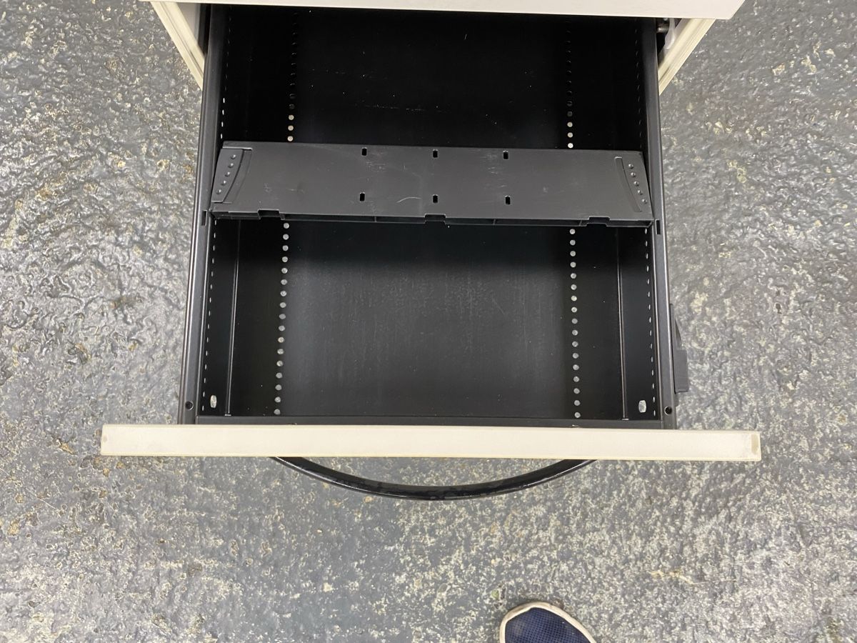 Commodes: Schubladenkorpus  – D'occasion à Hägglingen par Karin0802 5