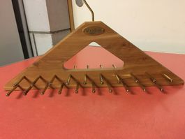 Woodlore Schalhalter Zedernholz Organizer Ordnungssystem ...