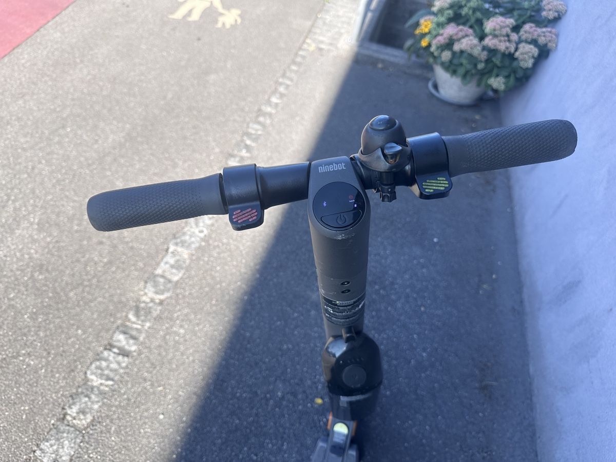 Segway Kickboard: Ninebot E45D Scooter – Usato da Aarau venduto da bikestones 1
