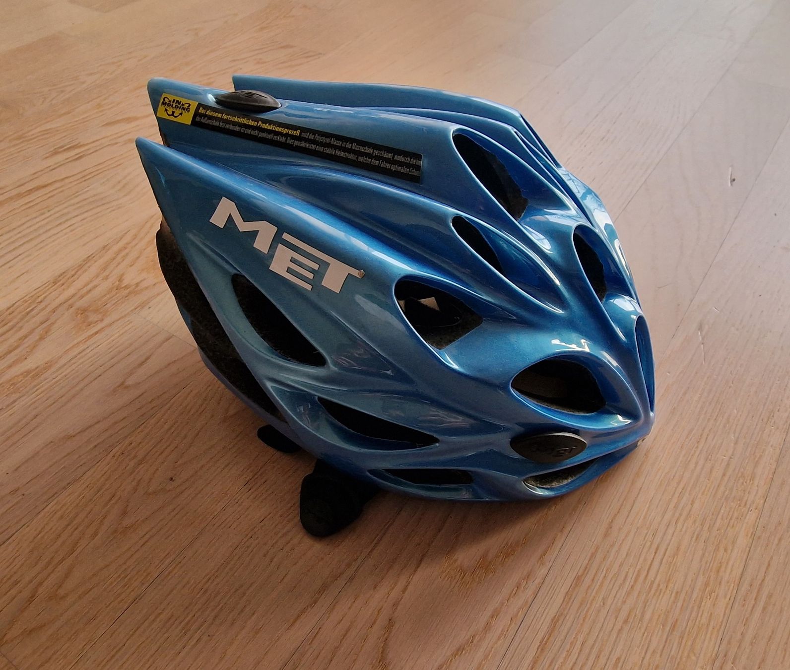 Helme: MET Velo Helm - guter Zustand! – Gebraucht aus Birsfelden von Dealgoenner24 1