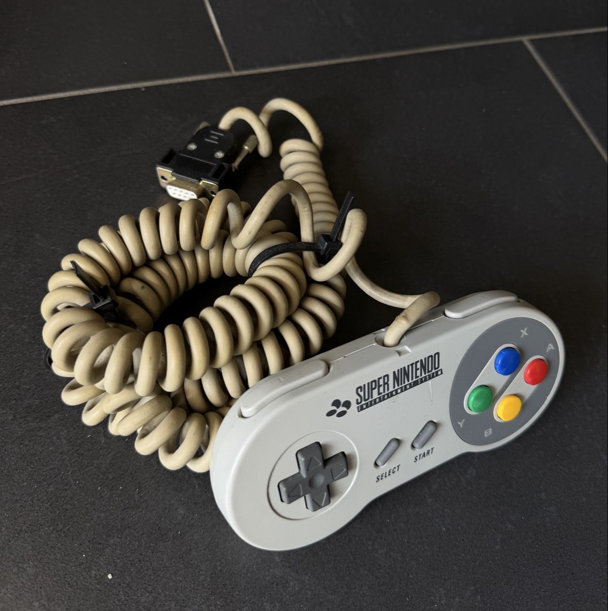 Nintendo Controller: Orginal Super Nintendo Controller nicht getestet – Difettoso da Füllinsdorf venduto da hae_gt9l 1