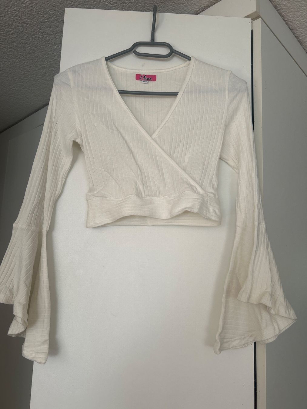 Top: Damen Oberteil Visson weiss gerippt gebraucht – Usato da Buttisholz venduto da allule13
