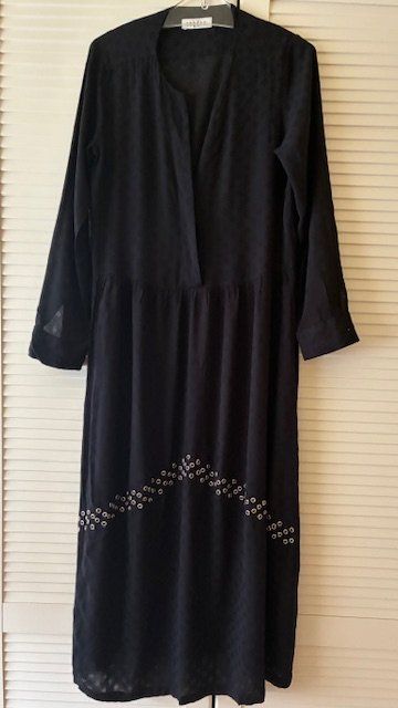 Sandro Robes: Kleid  von Sandro – D'occasion à Zürich par lakili