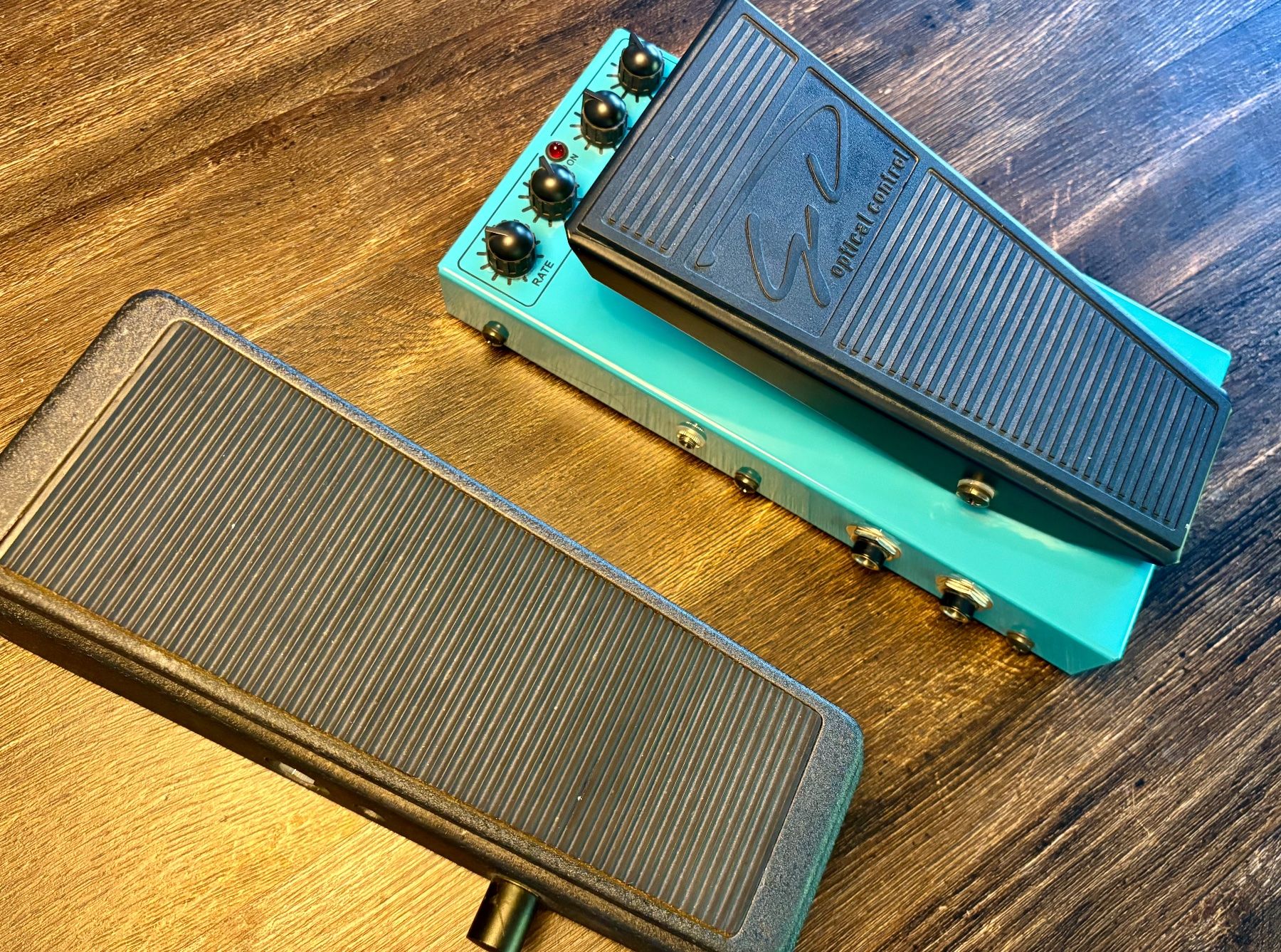 Strumenti musicali: Effektpedale GD-90 v2 & CWP-2 für E-Gitarre – Usato da Fahrwangen venduto da Jokmok1