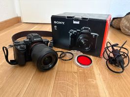 Appareil photo Sony Alpha 7 II avec objectif 28-70mm
