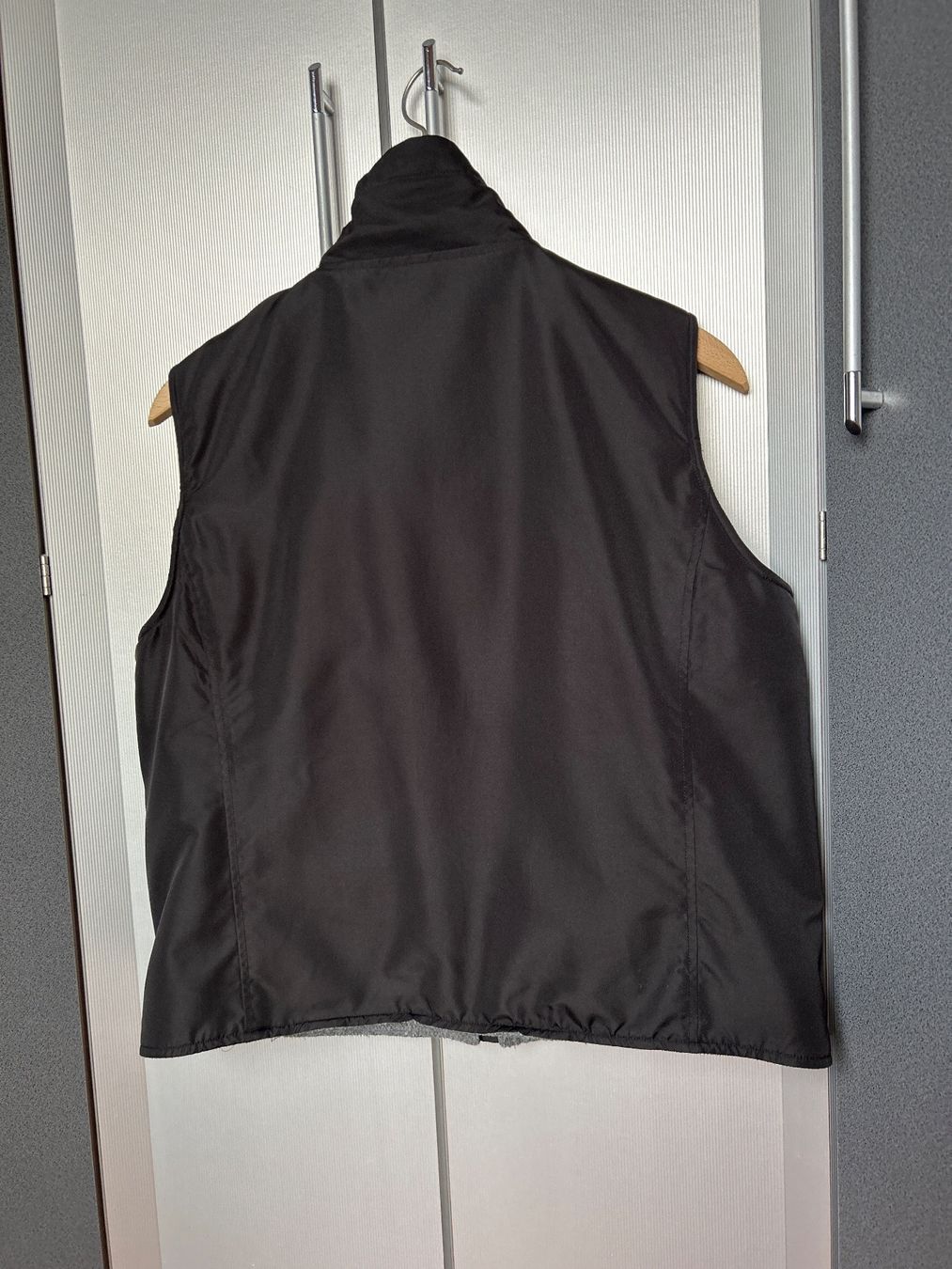 Gilets & Westen: Chilet gefüttert Gr.M – Gebraucht aus Gisikon von luz_l95s 1