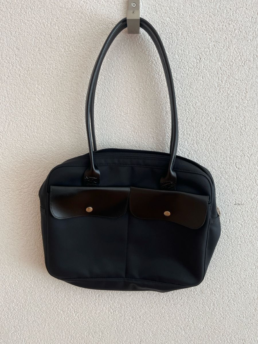 Longchamp Sacs femmes: Sac Longchamp noir – D'occasion à Mont-sur-Lausanne par Pioutch