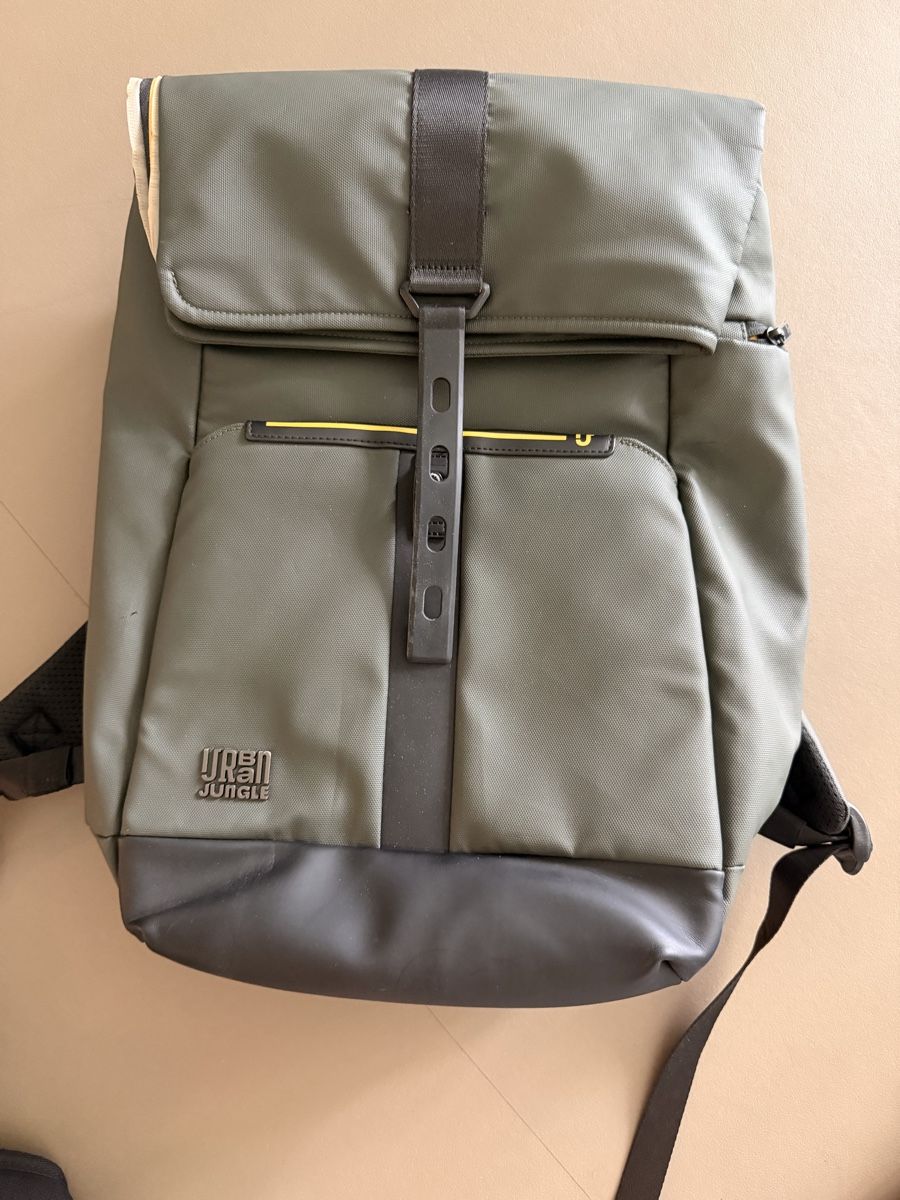 Sacs à dos: 2x backpack – D'occasion à Zürich par Stj_6qnw