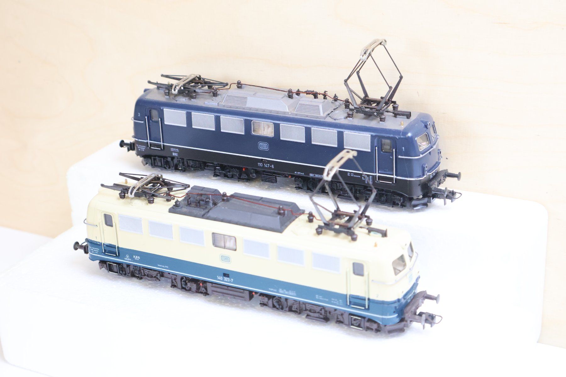 Roco Trains électriques: ROCO 2 x E-Loks - H0 DC Doppelpack 4135A / 4136B – D'occasion à Winterthur par Monstera 6
