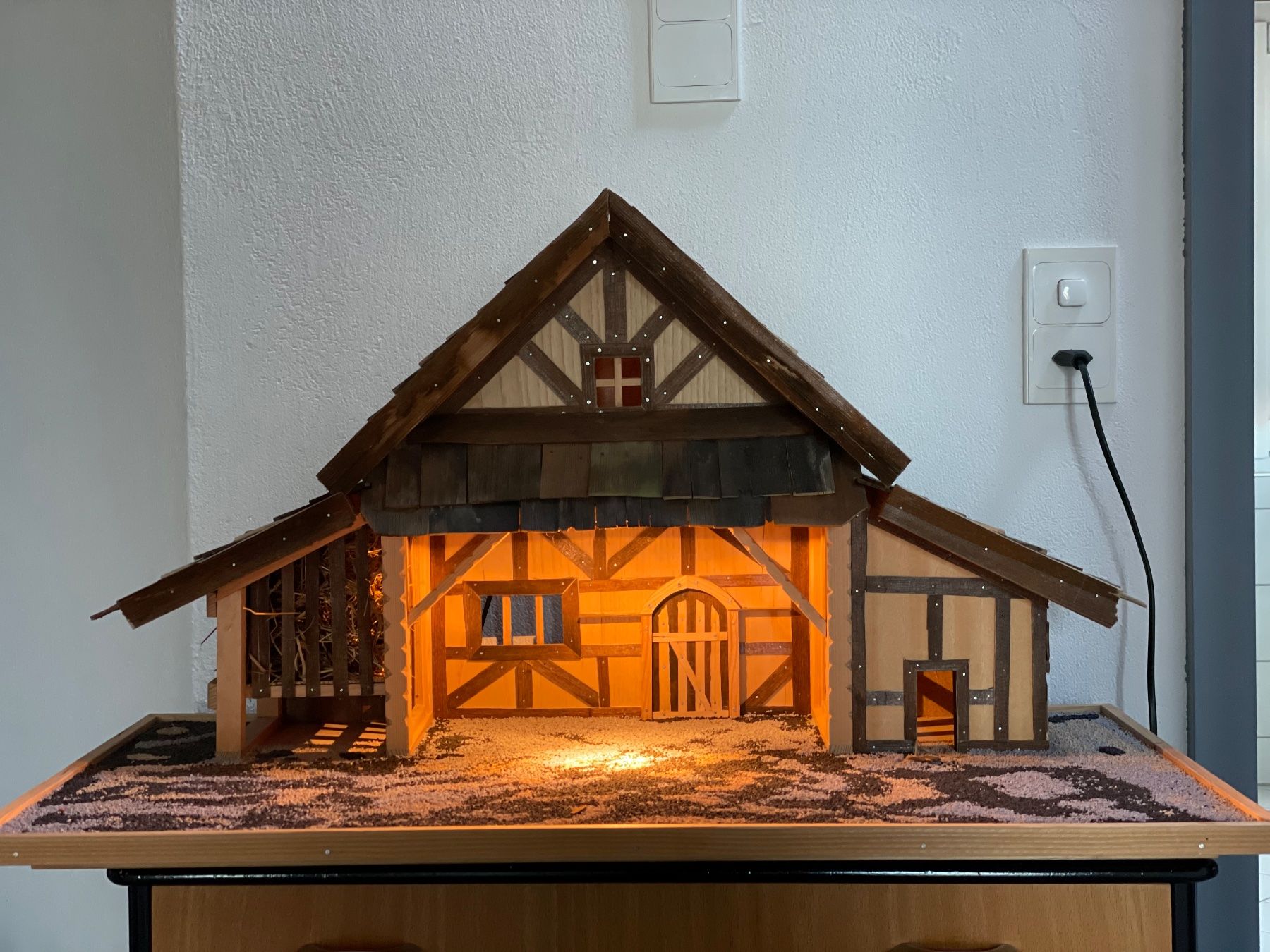 Articoli in legno: Weihnachtskrippe – Usato da Jonschwil venduto da relnheaz 3
