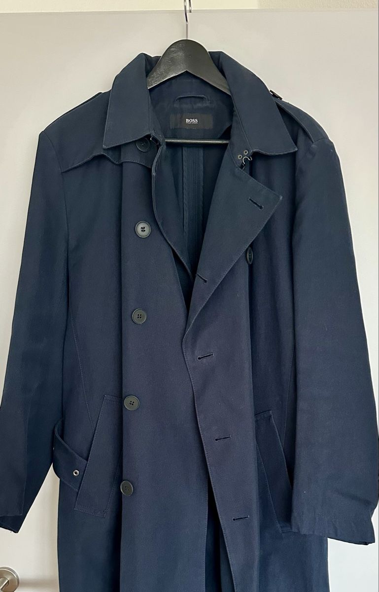 Hugo Boss Cappotti: Hugo Boss trenchcoat men size M/L – Usato da Kilchberg ZH venduto da kku_pv69 1