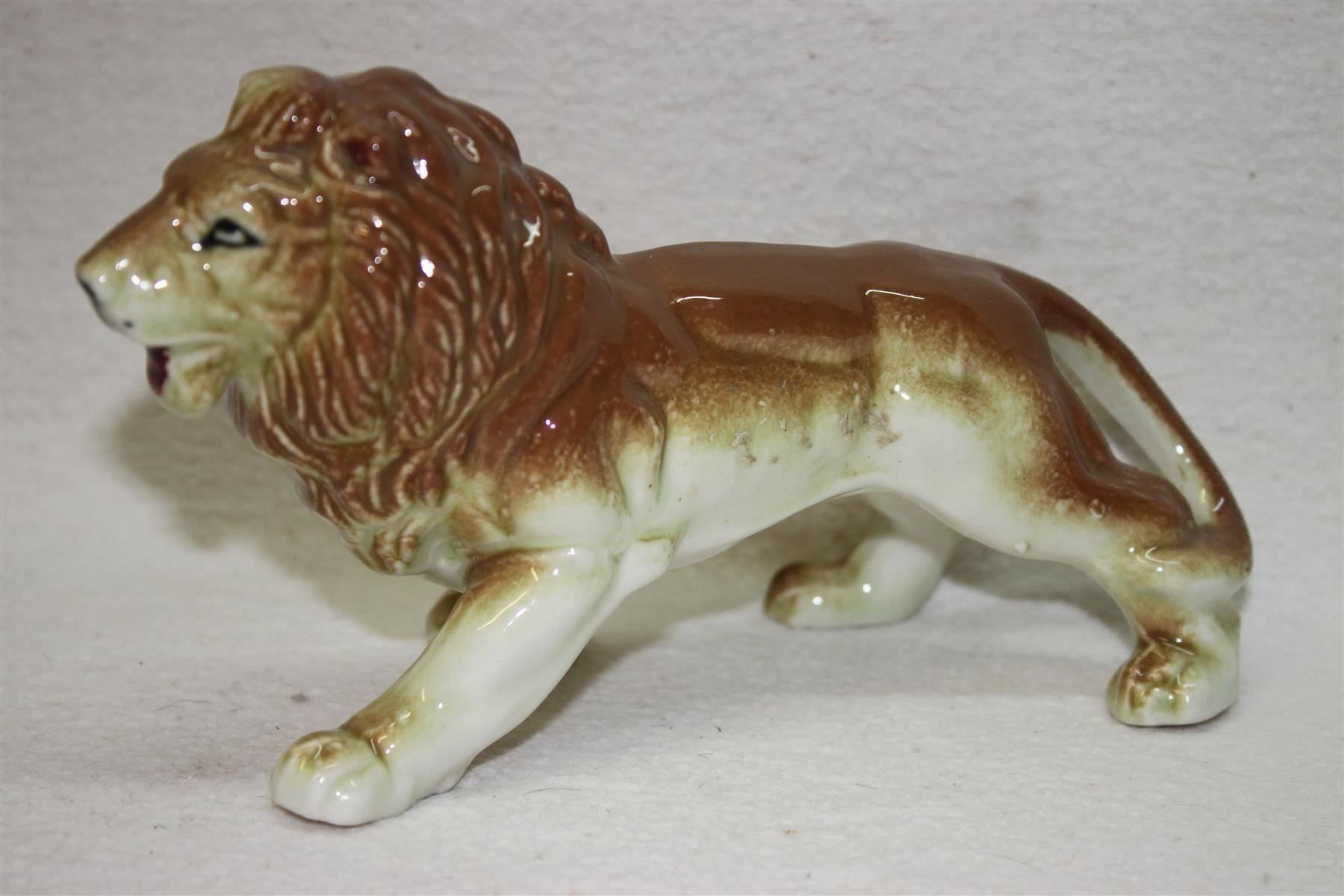 Figuren: Porzellan Löwe – Gebraucht aus Thun von Amye