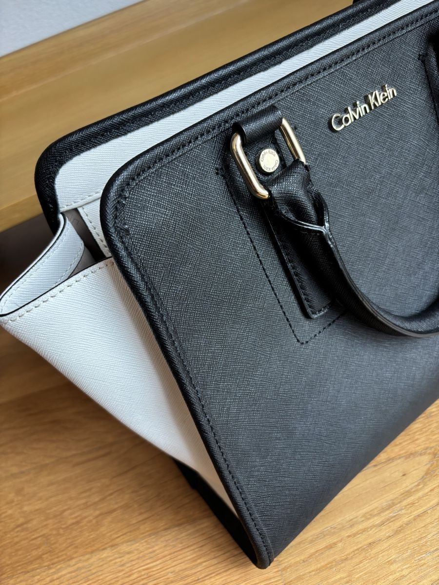 Calvin Klein Borse da donna: Hübsche Calvin Klein Handtasche – Nuovo (secondo la descrizione) da Wettingen venduto da mstoeckli27 1