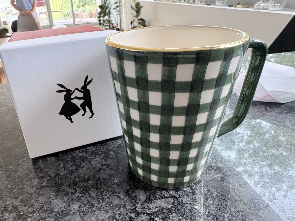 Ensoie Tassen: En soie Tasse Karomuster mit Box  – Gebraucht aus Meilen von Anka82