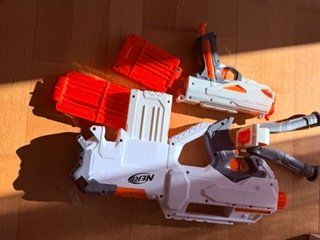Nerf Spielzeuge: Nerf N-Strike Elite Infinus Nerf Modulus Mediator Stock Blas – Gebraucht aus Brütten von Style-Snob 2