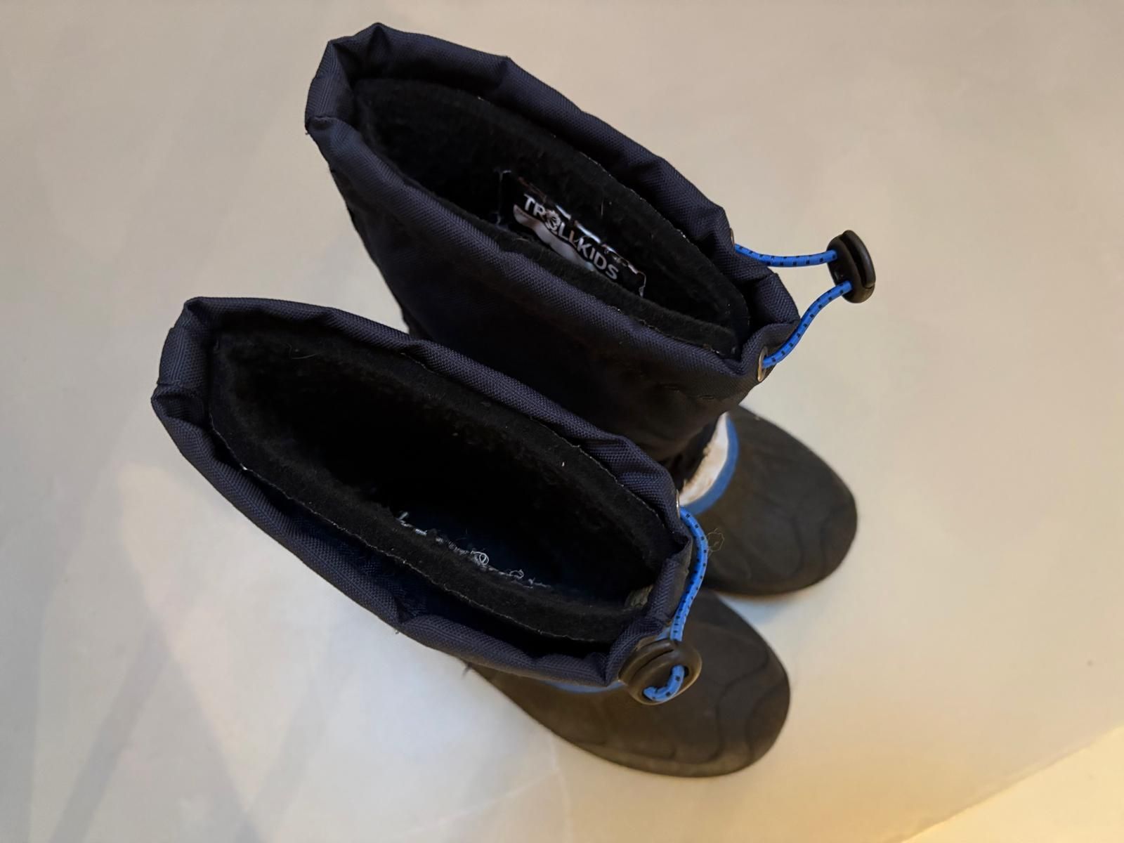 Chaussures garçon: snowboots – D'occasion à Stabio par simone77 1