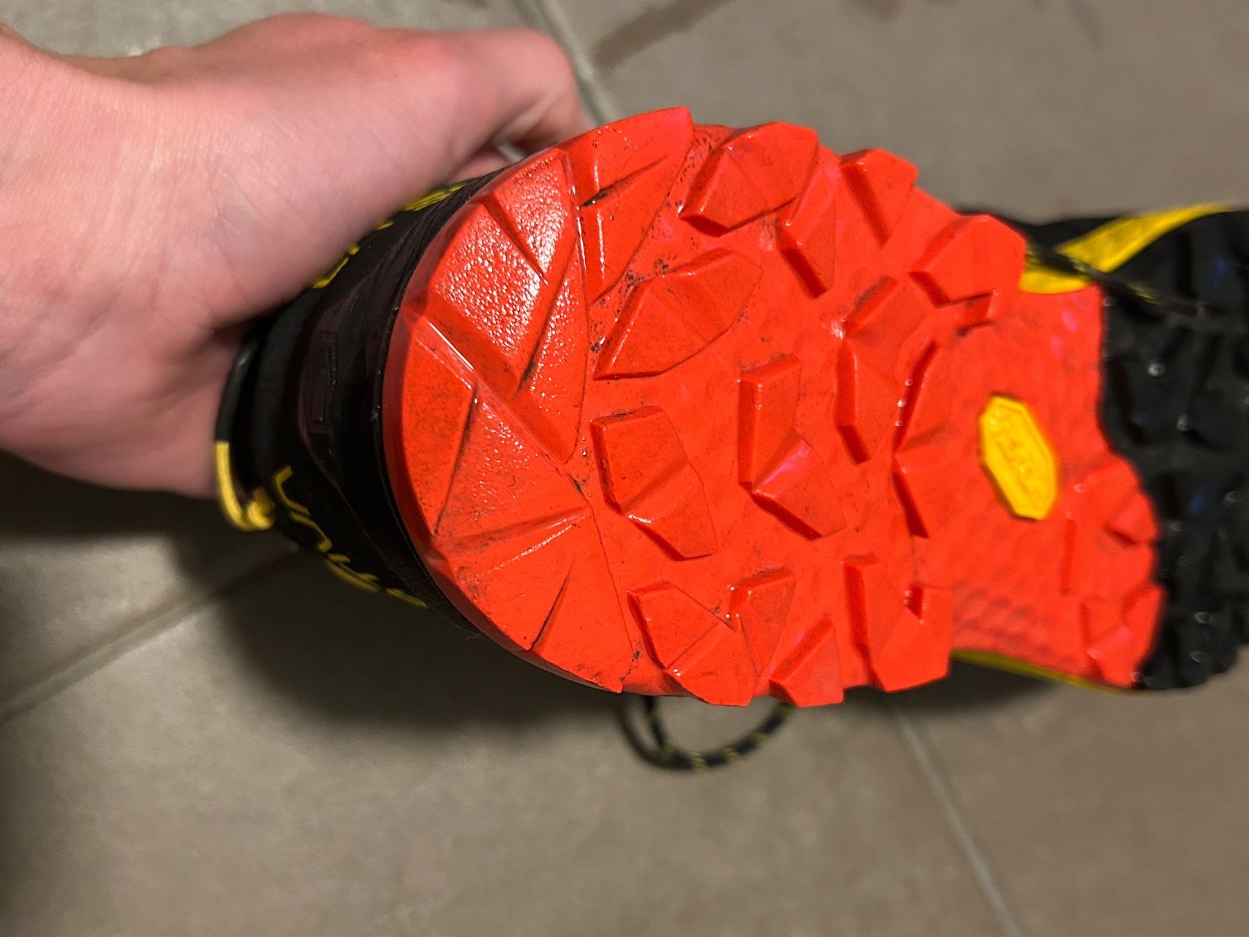 La Sportiva Scarpe da uomo: La Sportiva Gr. 43,5 – Usato da Matzendorf venduto da Fla5 6