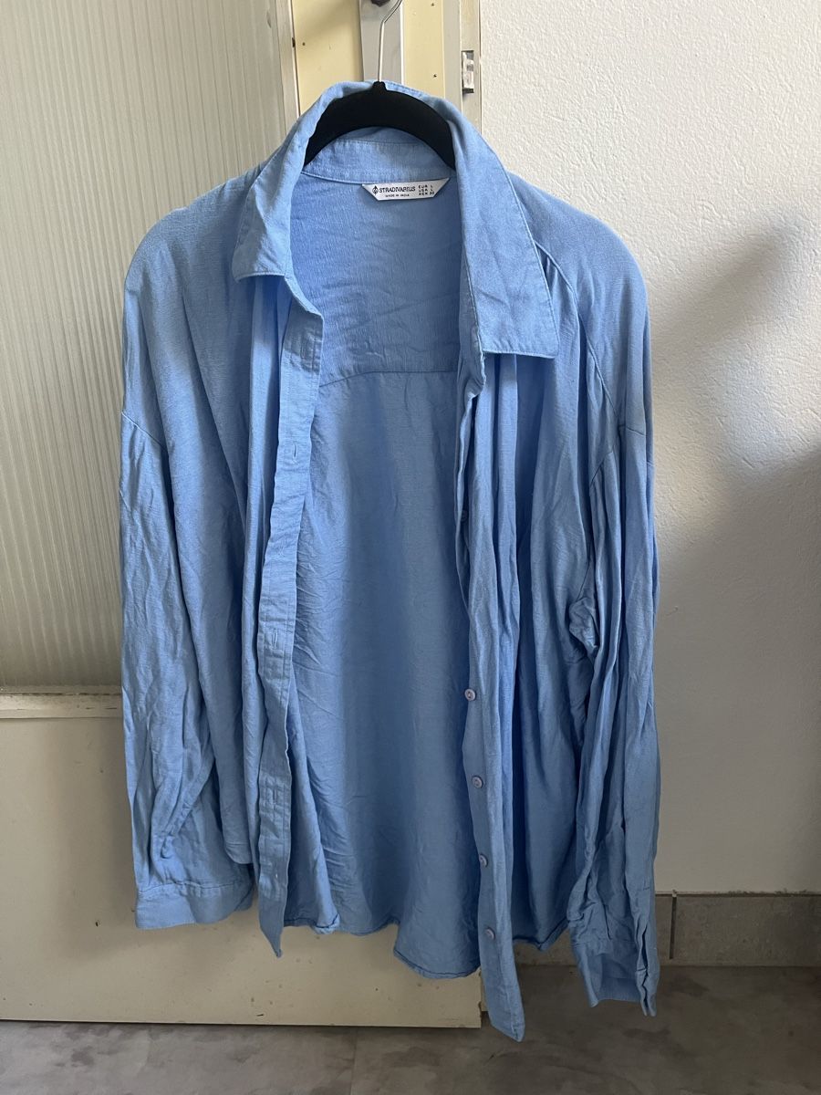 Stradivarius Camicette: Stradivarius Hemd hellblau Gr. L – Nuovo (secondo la descrizione) da Kirchberg BE venduto da lea_kb6y