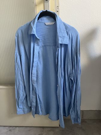Stradivarius Hemd hellblau Gr. L