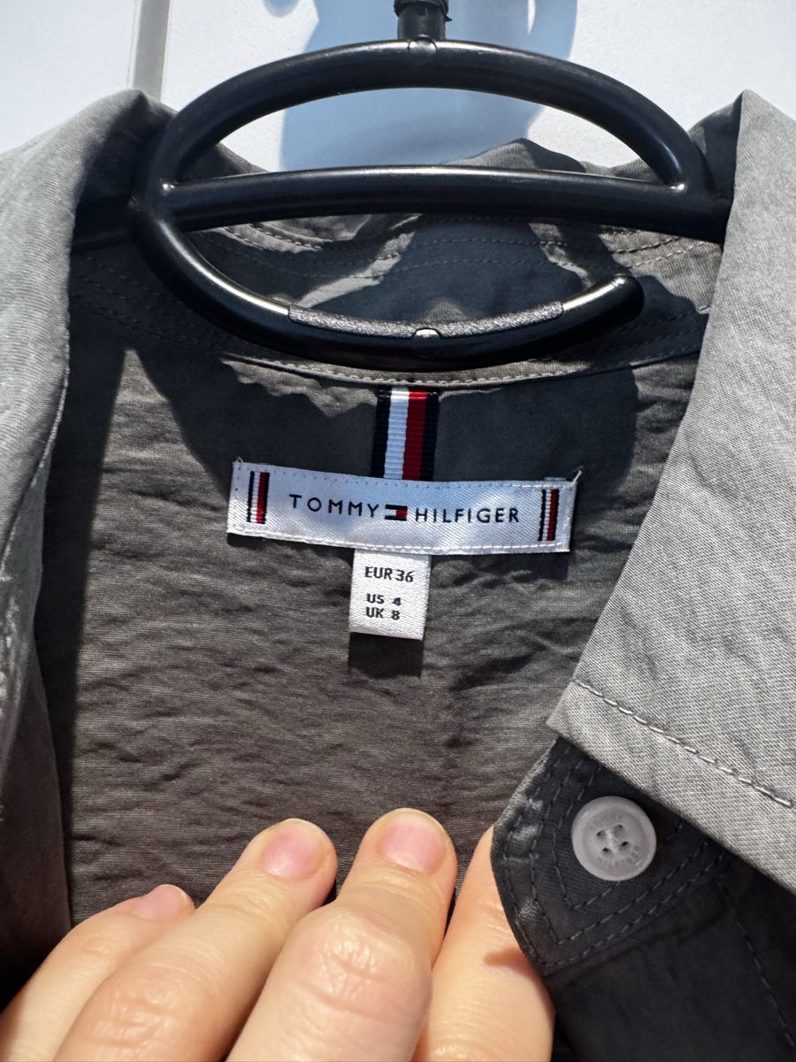 Tommy Hilfiger Chemisiers: Hemd Tommy Hilfiger  – D'occasion à Rapperswil SG par Hel_rpq5 4