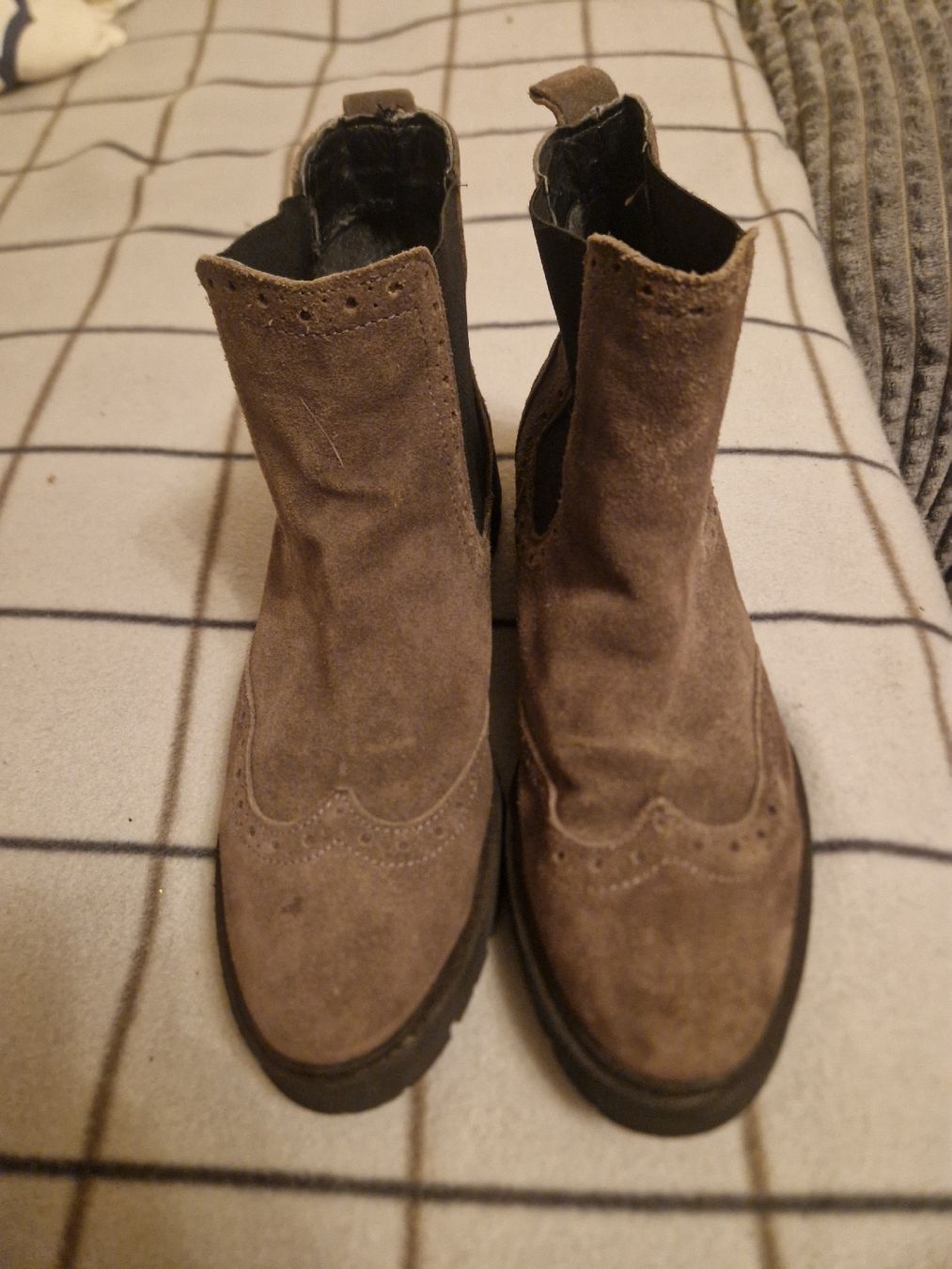 Scarpe da donna: Pier One Wildleder Stiefeletten, Grösse 38 – Usato da Neuhausen venduto da Nicolino92 1