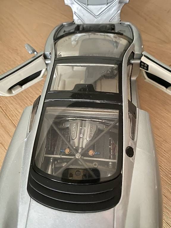 Voitures modèles: Modellauto 1/18 Jaguar XC220 – D'occasion à Gisikon par Jen_03 4
