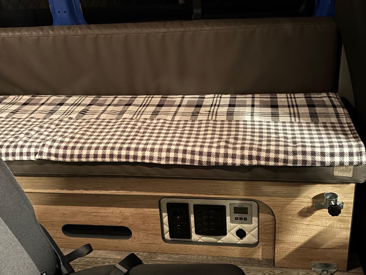VW Camping Fahrzeuge: Vw T6 2.0TDI 102 PS – Gebraucht aus Walenstadt von Rivella06 7