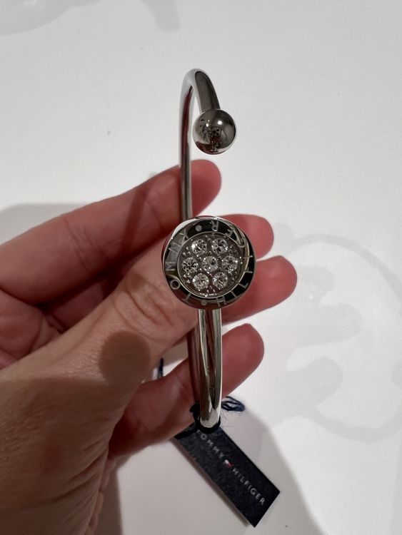 Tommy Hilfiger Bracciali & Braccialetti: Bracelet Tommy Hilfiger, strass et acier – Nuovo e nell'imballaggio originale da Romanel-sur-Lausanne venduto da RitaPereira 1