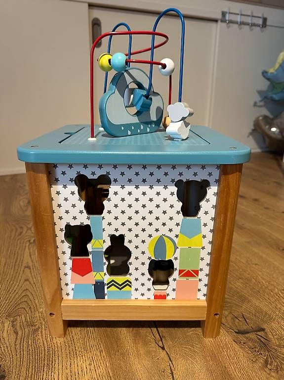 Jouets: Cube jeu vertbaudet  – D'occasion à Yens par flo214 4