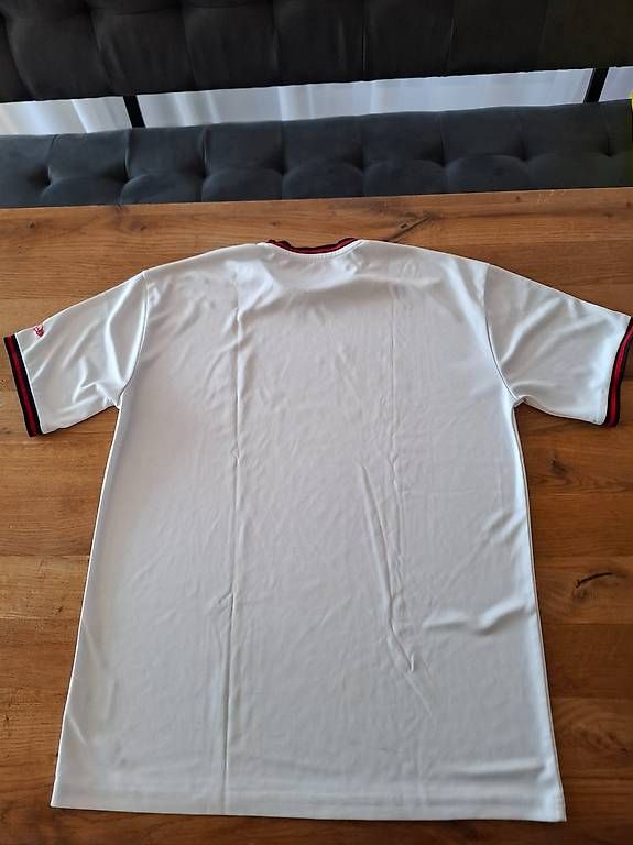 T-shirt: Chicago Bulls New Era T-Shirt – Usato da Niederuzwil venduto da Liberatopixel 2