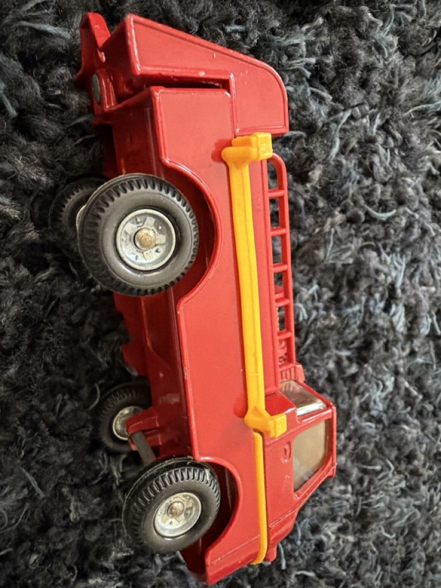 Giocattoli: Old Cars – Usato da Hittnau venduto da Pat_yl7f 6