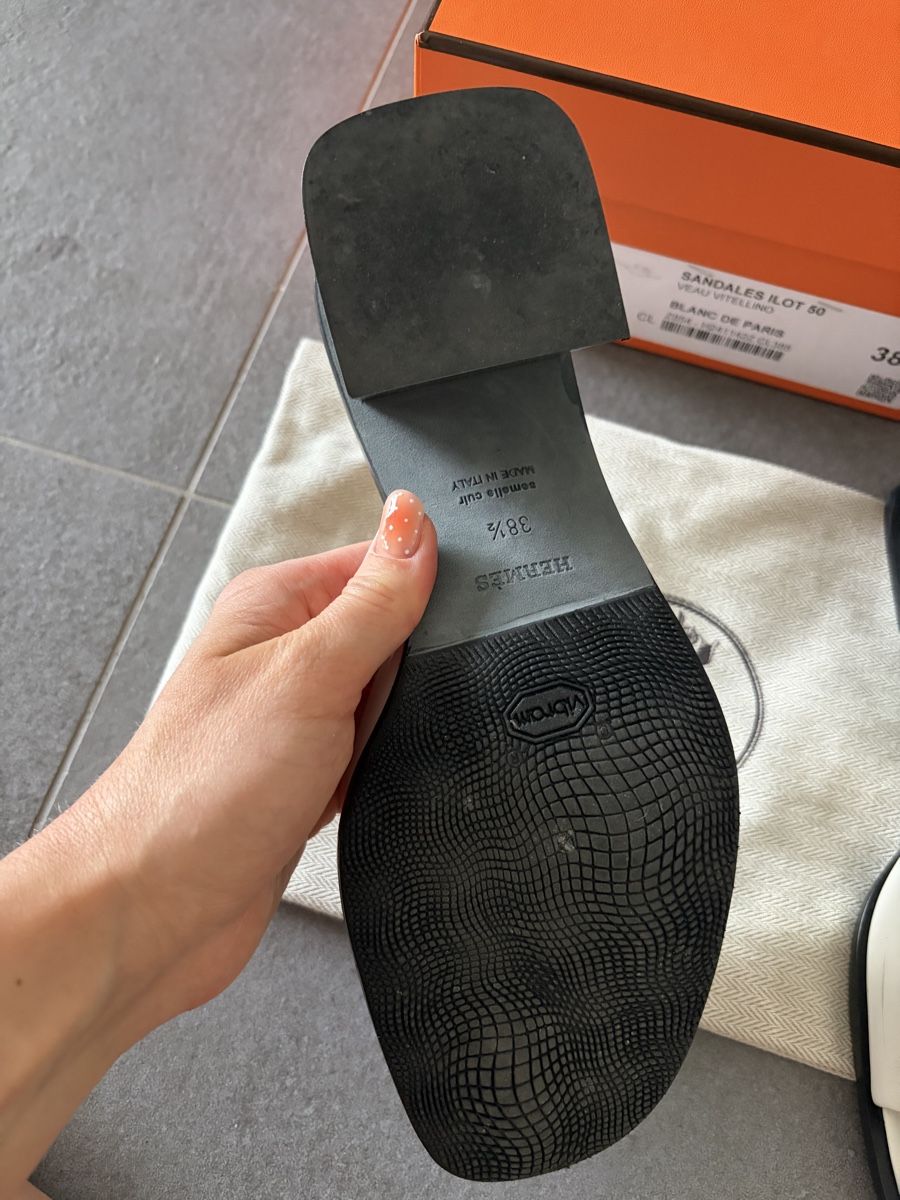 Scarpe da donna: Mules Hermès blanche Ilot  – Nuovo e nell'imballaggio originale da Corcelles NE venduto da Elolodie 1