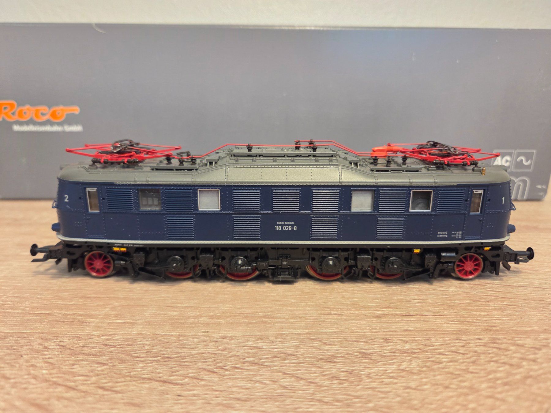 Roco Modellini di ferrovie: Roco 68631 E-Lok BR 118 DB Digital H0 – Nuovo e nell'imballaggio originale da St-Aubin-Sauges venduto da Lo_Go 1