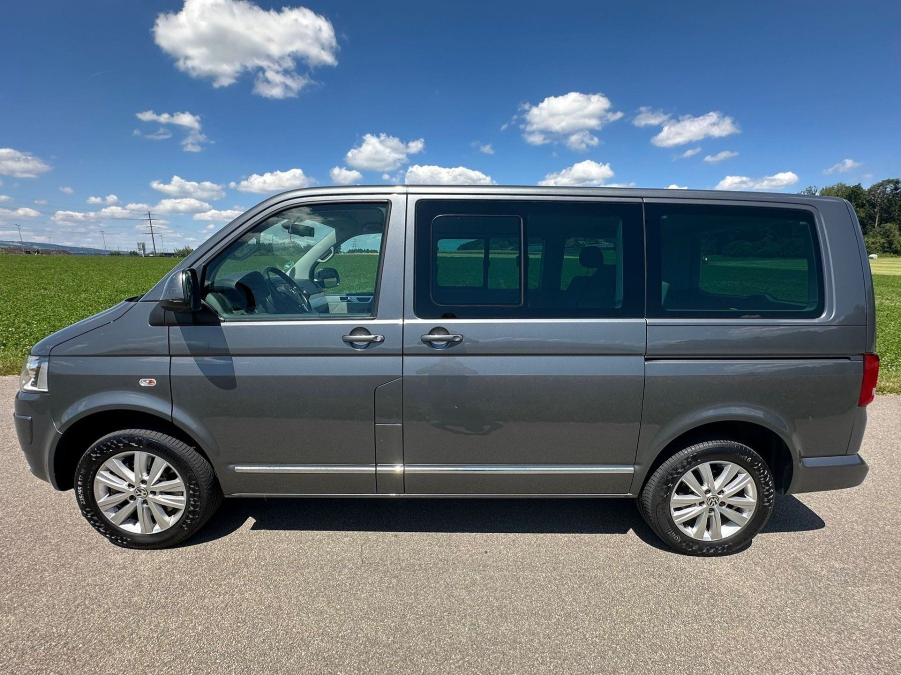 VW Camping Fahrzeuge: VW T5 Multivan 2.0 Bi-TDI CR Highline 4Motion DSG – Gebraucht aus Hünenberg von Auto-Klinik01 7