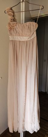 wunderschönes zartrosa Abendkleid