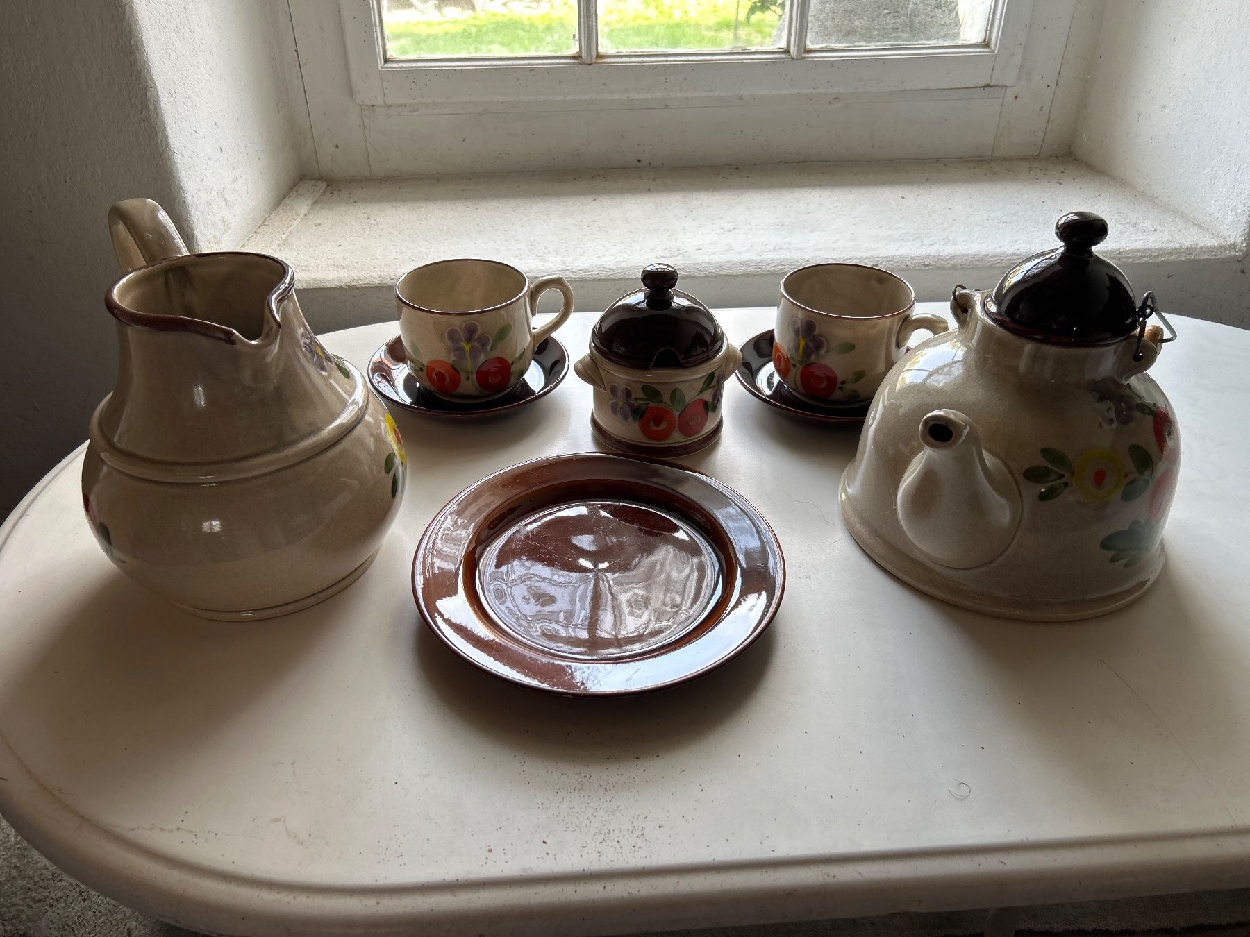 Geschirrsets: Keramik Kaffeeservice mit Blumenmuster gebraucht – Gebraucht aus Villnachern von RicardoMary