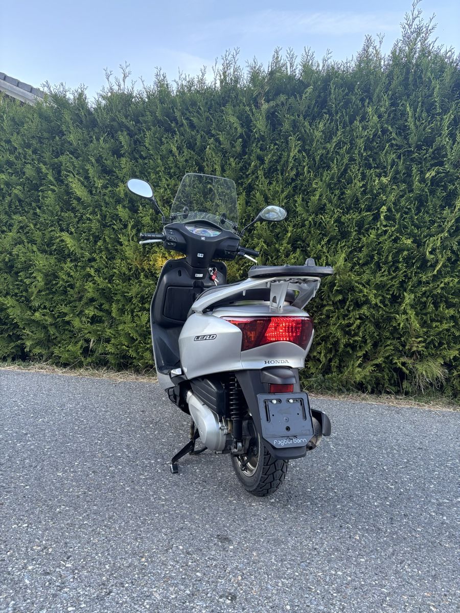 Honda Scooters: Roller Honda Lead 110 – Gebraucht aus Flumserberg Portel von J.Mann 3