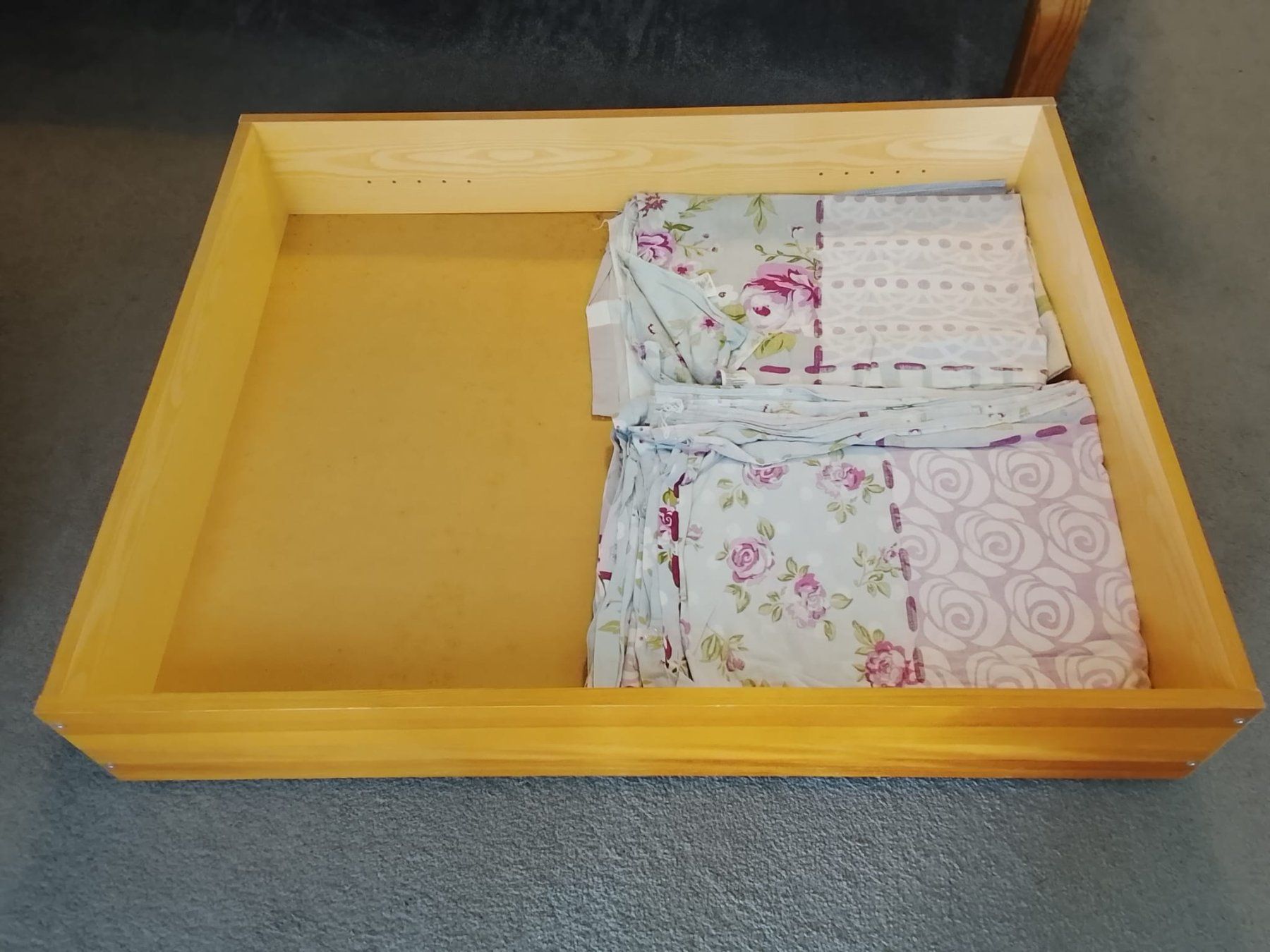 Betten: Bett gebraucht 180cm – Gebraucht aus Tägerschen von robin-stva 2