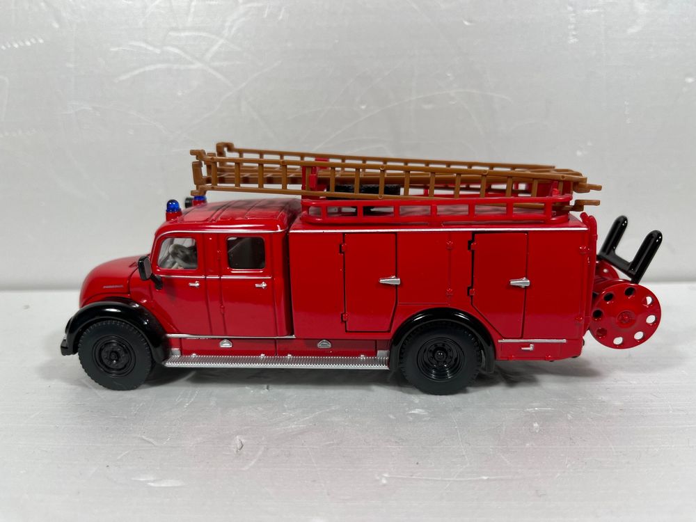 Camion De Pompiers Siku Brandweer - Modèle Réduction Métal/Plastique