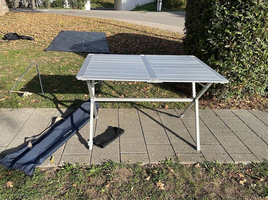 Tables: Campingaz Tisch – D'occasion à Urdorf par Ndio