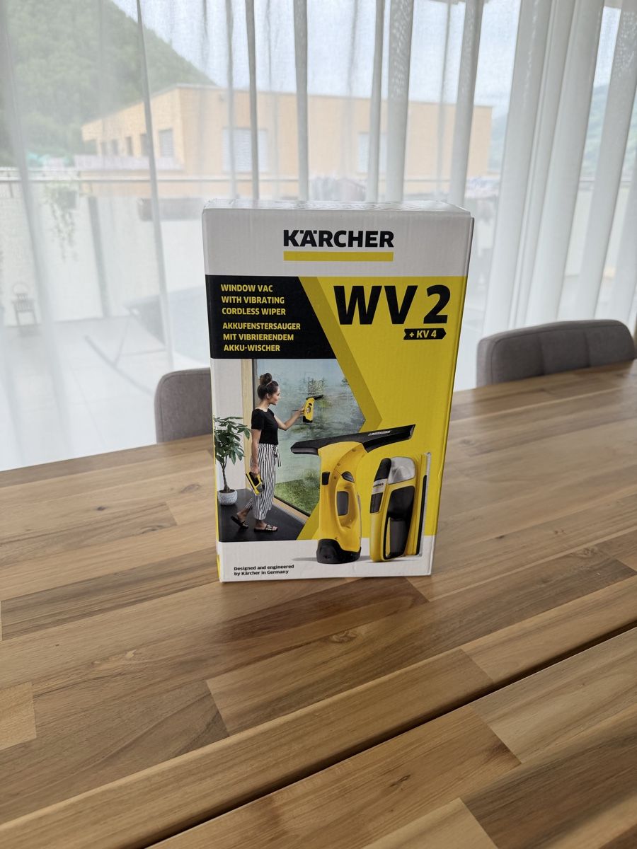 Kärcher Altro per la casa: Kärcher window cleaner WV 2 + K4 – Usato da Seewen SZ venduto da mads_around 2