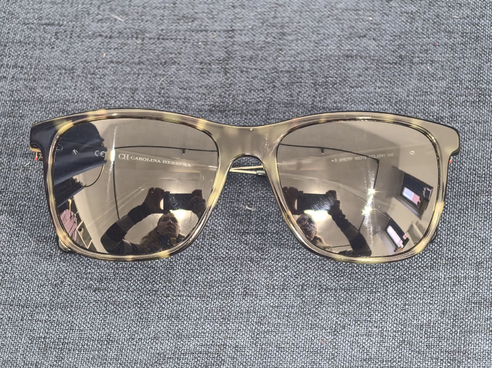 Carolina Herrera Occhiali & Lenti: Carolina Hererra Sonnenbrille – Nuovo e nell'imballaggio originale da Bad Ragaz venduto da AKahlon 1