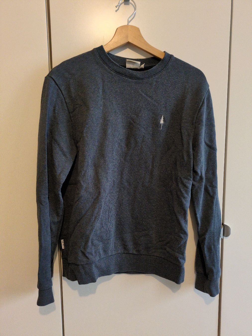 Nikin Pullover & Sweatshirts: Nikin Pulli – Gebraucht aus Olten von Lilliane0