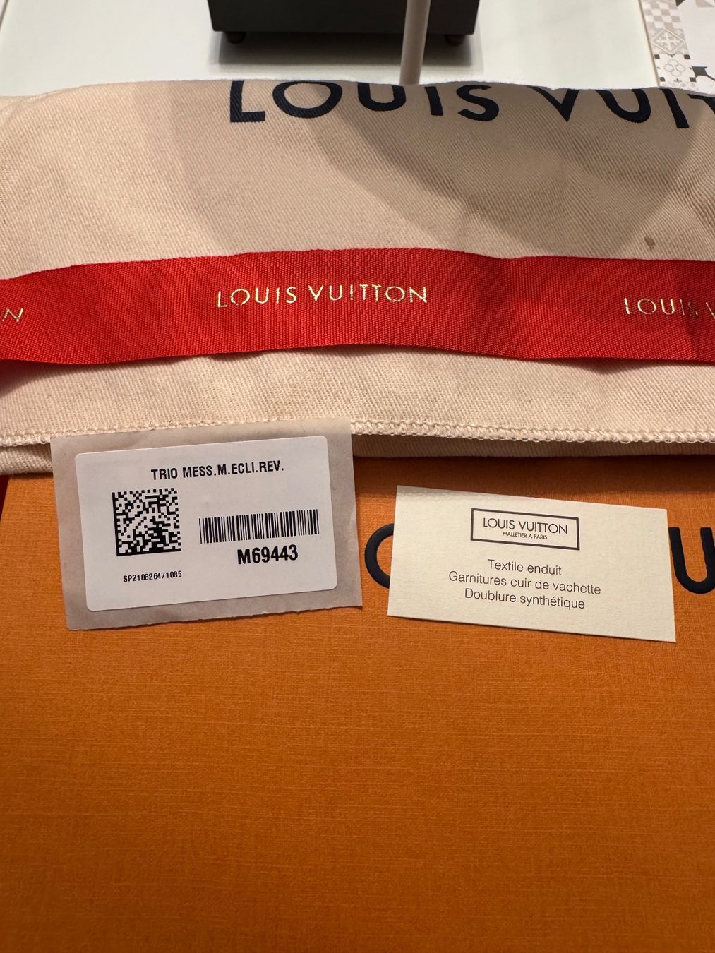 Louis Vuitton Borse: Louis Vuitton Trio Messenger – Nuovo (secondo la descrizione) da Bonvillars venduto da sachakv 9