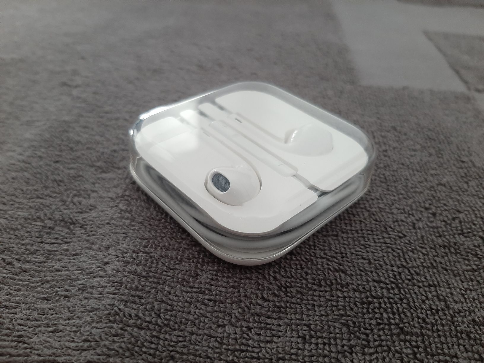 Apple Cuffie: Apple Ear Pods – Nuovo (secondo la descrizione) da Wittenbach venduto da lukelu 1