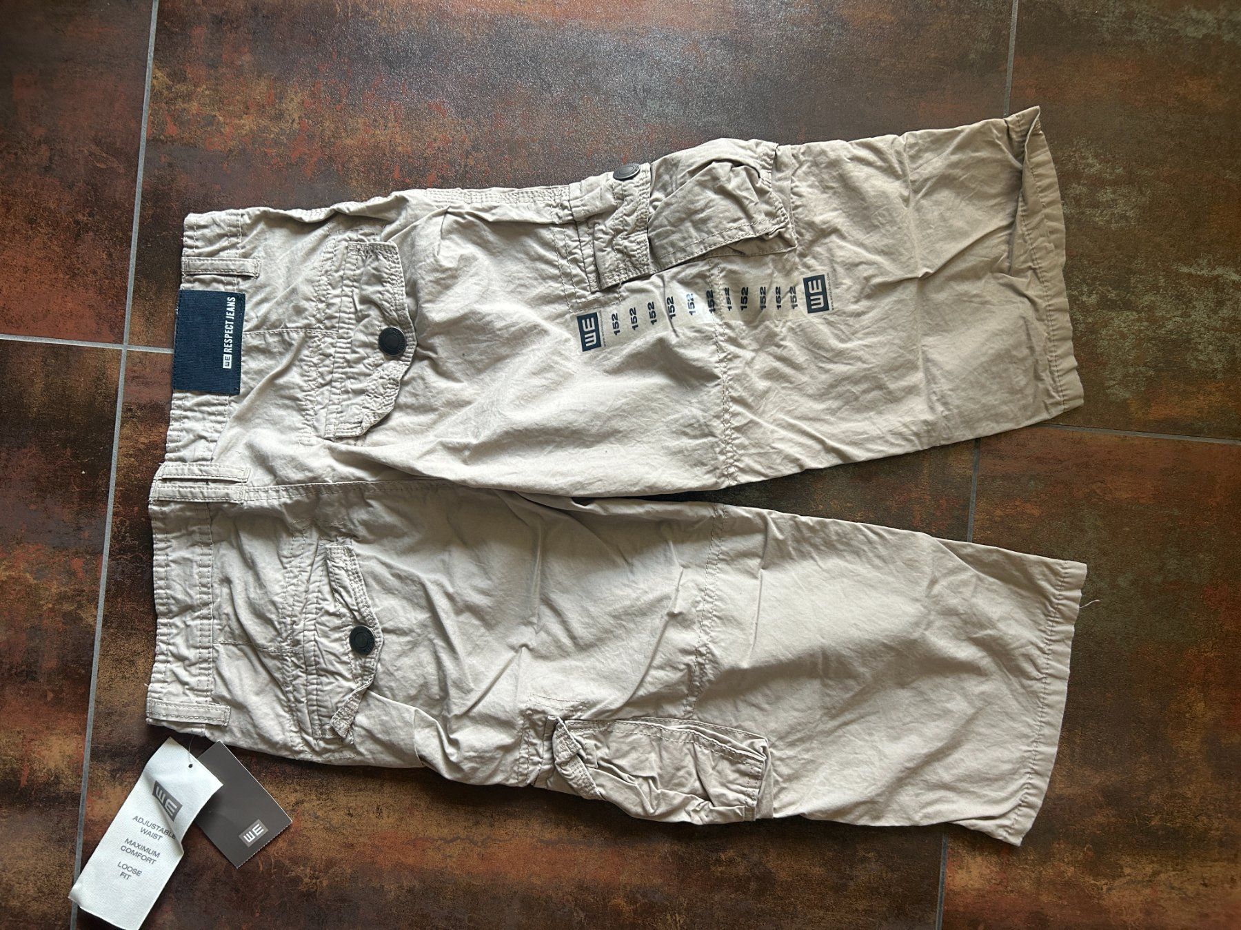 We Pantaloni: neue 3/4 Hose von WE – Usato da Abtwil SG venduto da Elocin0815 1