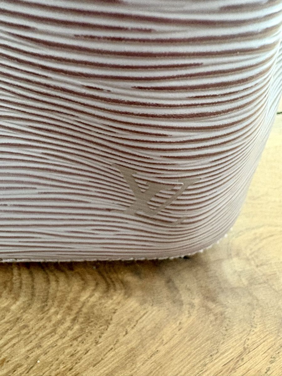 Louis Vuitton Borse da donna: Louis Vuitton Epi Lilac Beuteltasche – Usato da Zufikon venduto da Pustablume 4