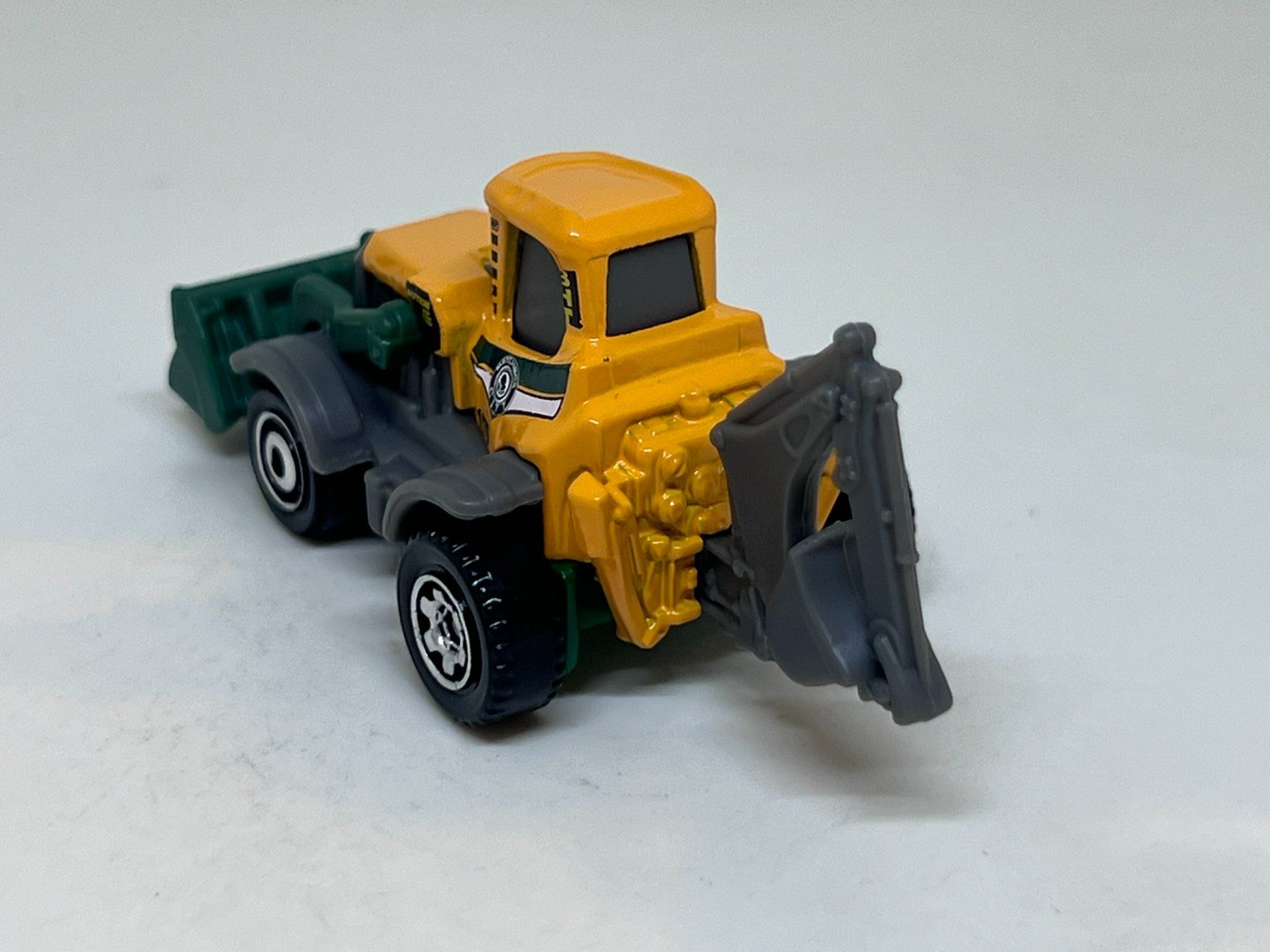 Matchbox Modellini d'auto: Matchbox MBX Backhoe #801 – Usato da Wildegg venduto da LaaBoutique 2